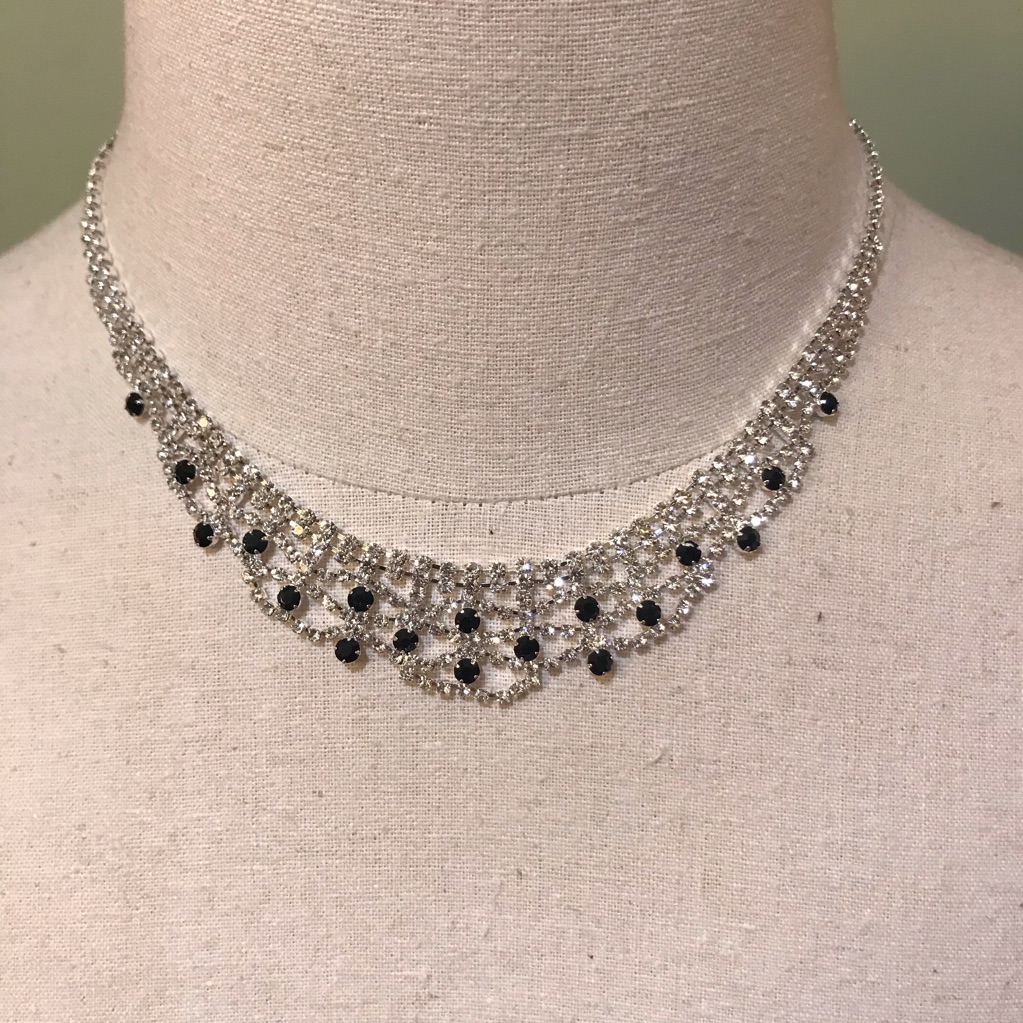 New SilverBlack Necklace And Earrings Set 22$